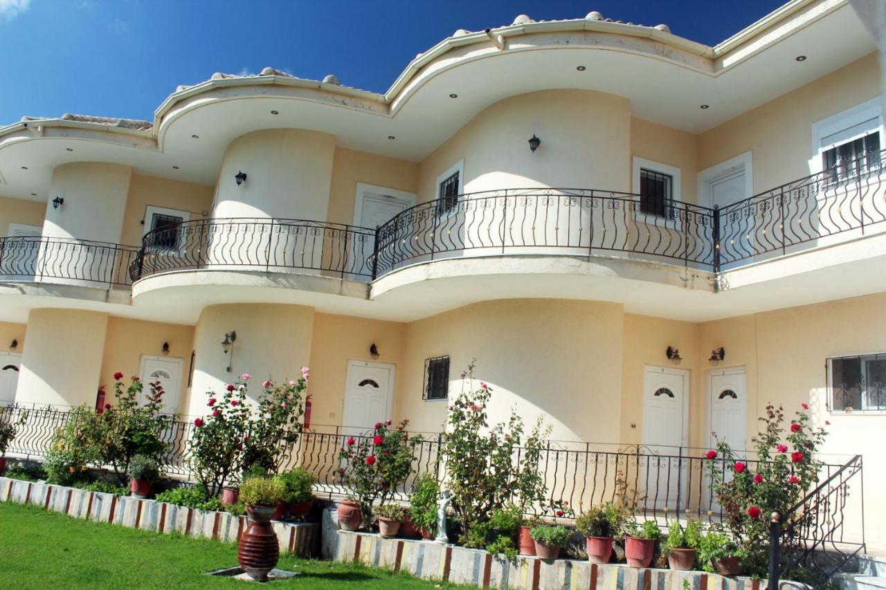 Ilektra Blue & Red Appartement Plataria